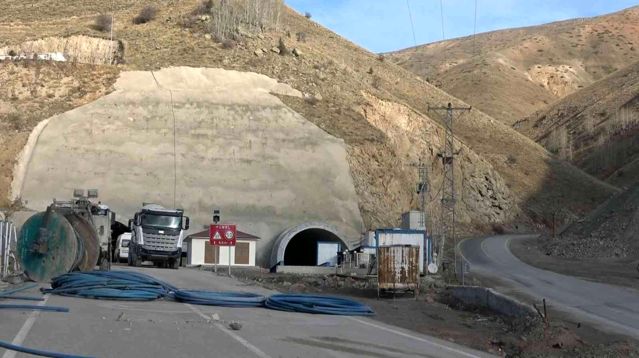 Türkiye’nin en uzun 3. tüneli kar düştüğünde tek tüpten hizmete açılacak