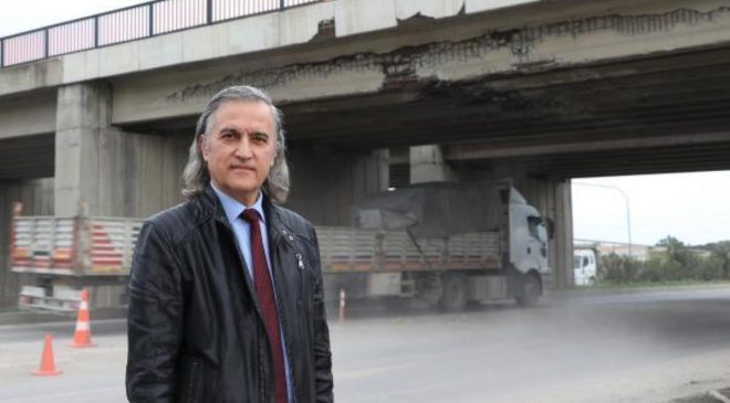 Prof. Dr. Çağatay’dan hasarlı köprü uyarısı; ‘Komple çökebilir’